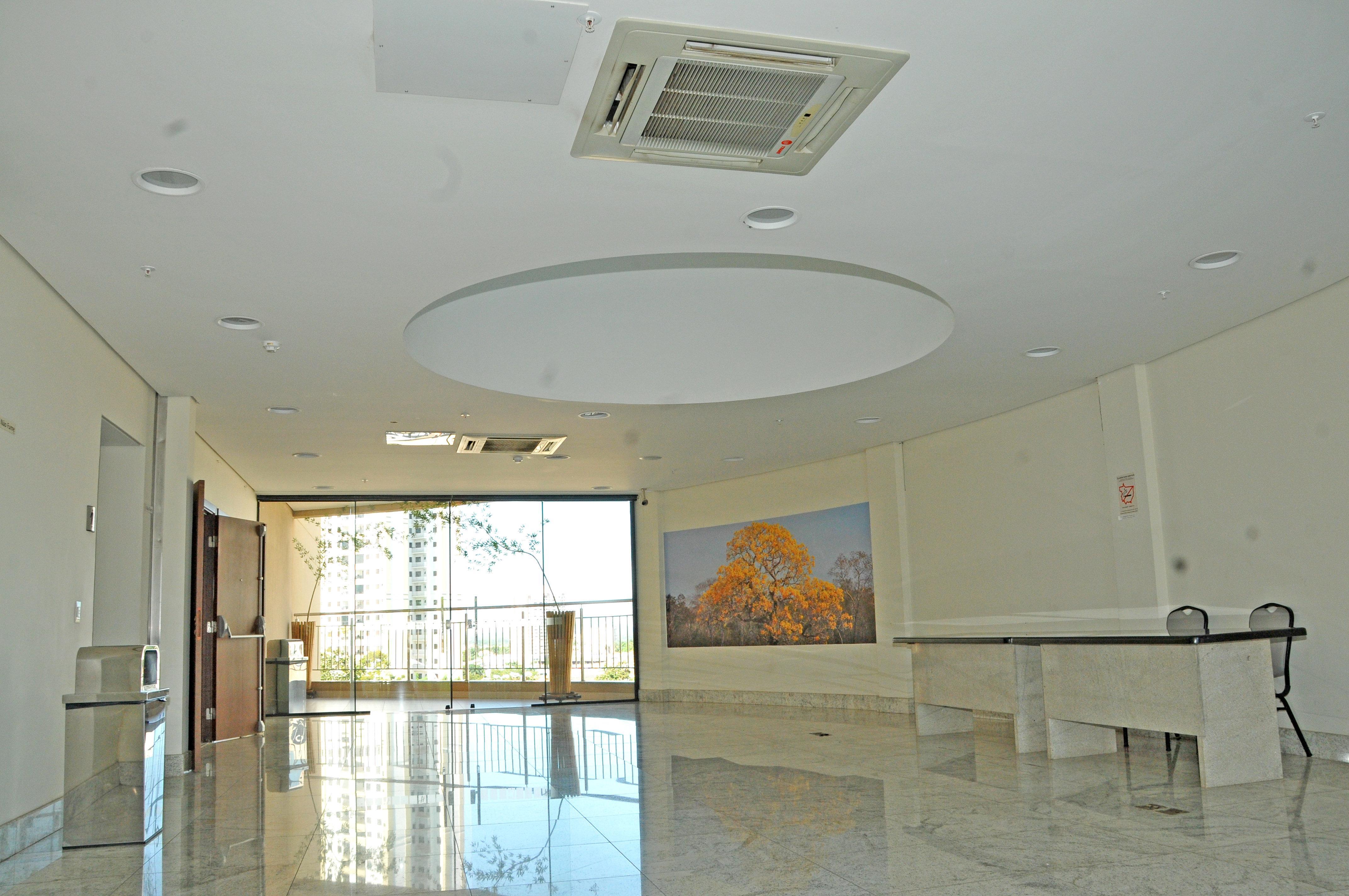 Hotel Inter Cuiaba Kültér fotó The interior of the new building