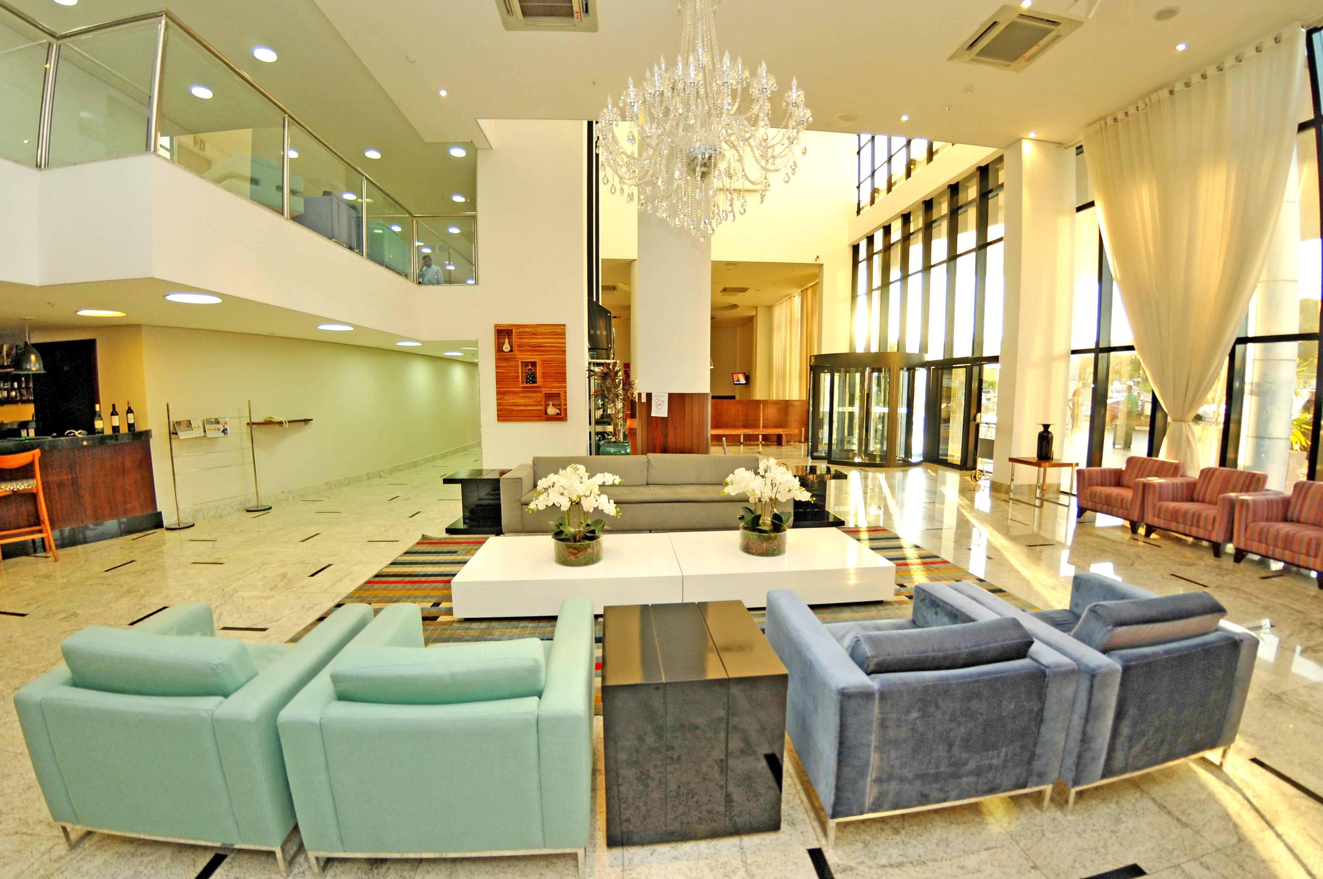 Hotel Inter Cuiaba Kültér fotó Lobby