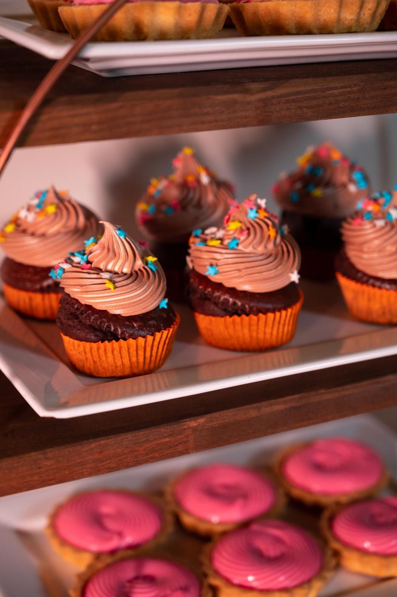 Hotel Inter Cuiaba Kültér fotó Chocolate cupcakes