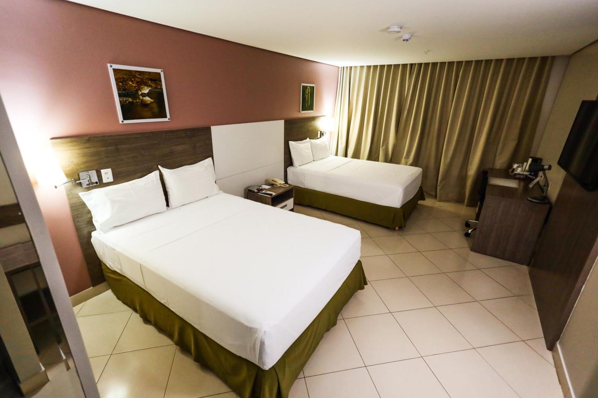 Hotel Inter Cuiaba Kültér fotó Standard room