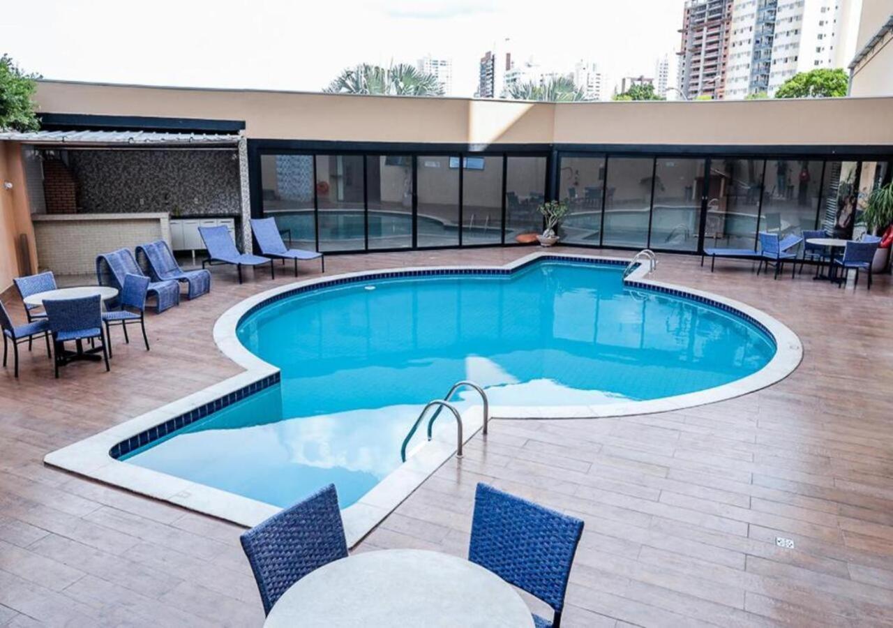 Hotel Inter Cuiaba Kültér fotó Swimming pool