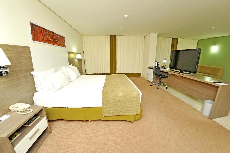 Hotel Inter Cuiaba Kültér fotó A room at the hotel